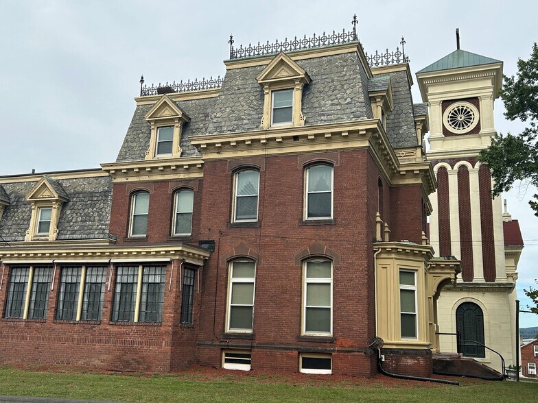 More Photos Of 104 Springfield St, Chicopee Religious Facility For Sale