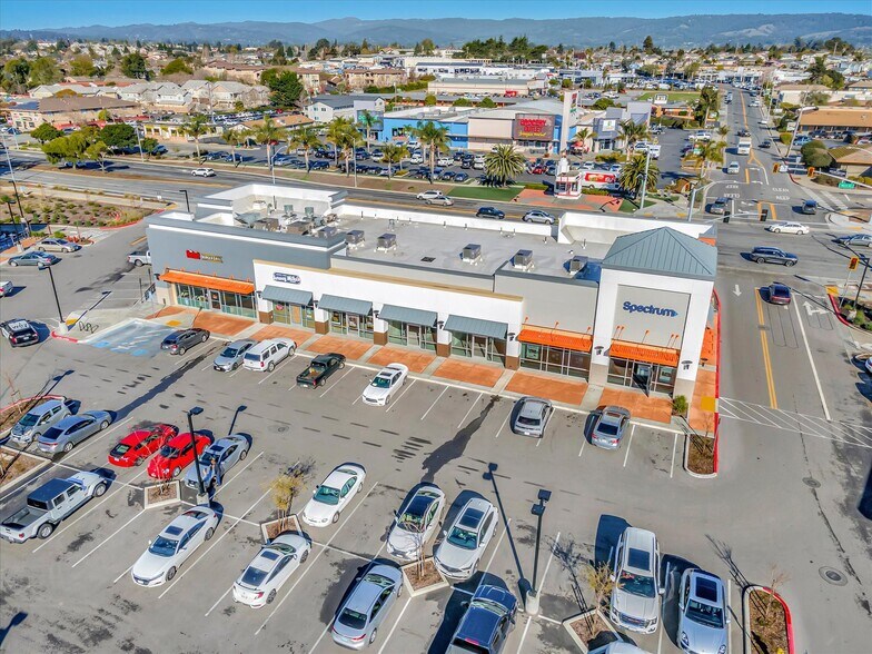 More Photos Of 999 Main St, Watsonville Unknown For Lease