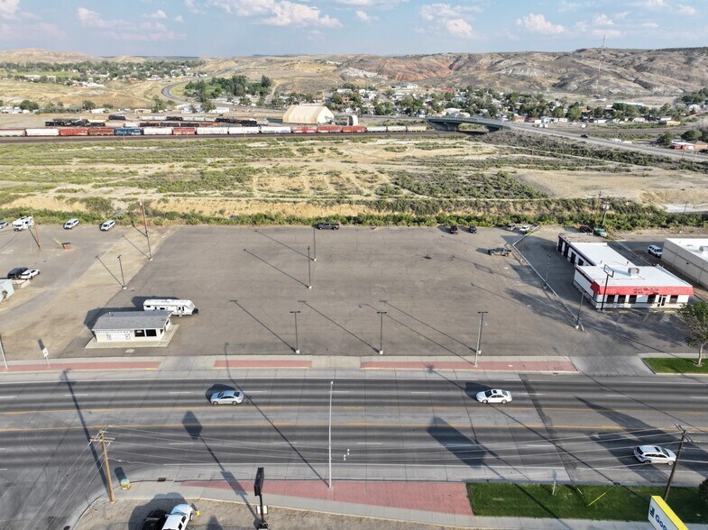 Primary Photo Of 1251 Dewar Dr, Rock Springs Auto Dealership For Sale