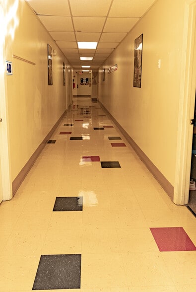 More Photos Of 8190 Pensacola Blvd, Pensacola Specialty For Sale