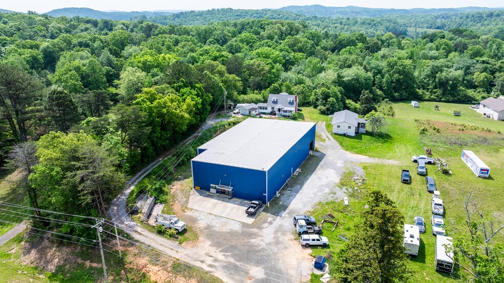 Primary Photo Of 5141 Roane State Hwy, Rockwood Warehouse For Sale