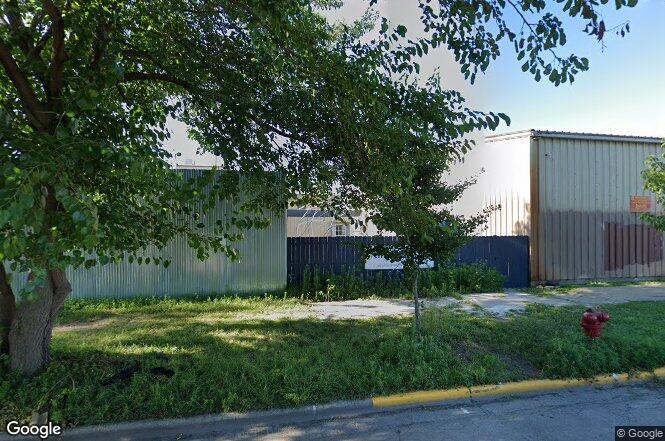 More Photos Of 1832 W Walnut - Outdoor Storage, Chicago Land For Lease