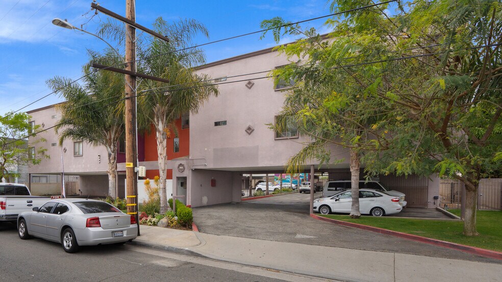 More Photos Of 1225 W 166th St, Gardena Apartments For Sale
