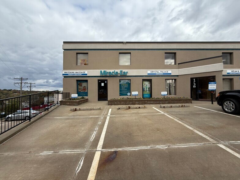 More Photos Of 1738 N Highland Rd, Pittsburgh Office For Sale