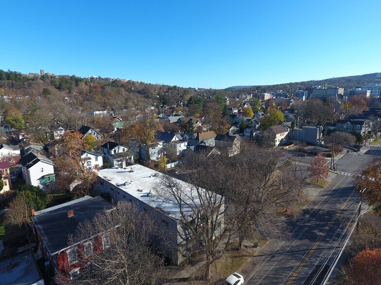 More Photos Of 511-513 N Cayuga St, Ithaca Flex For Sale