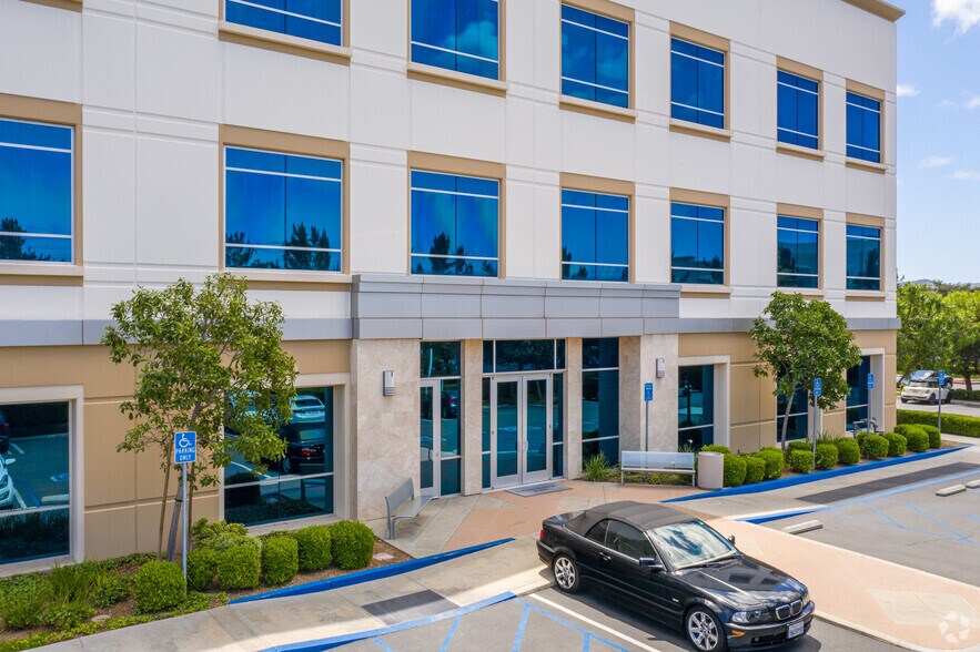 More Photos Of 15785 Laguna Canyon Rd, Irvine Medical For Lease