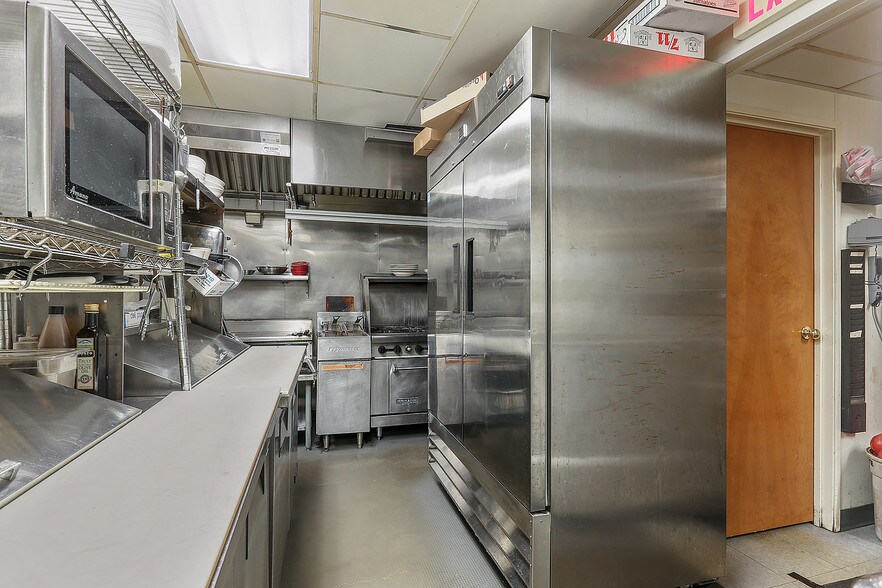 More Photos Of 1033 22nd St, Two Rivers Restaurant For Sale