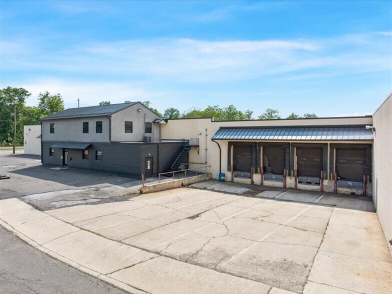 More Photos Of 215 S Washington St, Pottstown Manufacturing For Lease