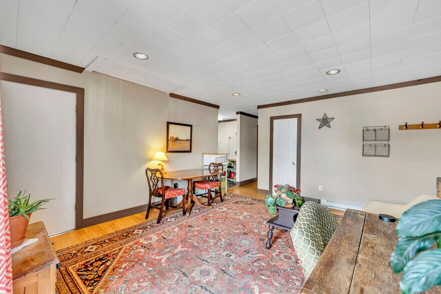 More Photos Of 1959 Old Route 17, Roscoe Storefront Retail Residential For Sale