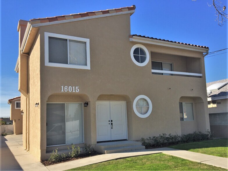 Primary Photo Of 16015 Halldale Ave, Gardena Multifamily For Sale