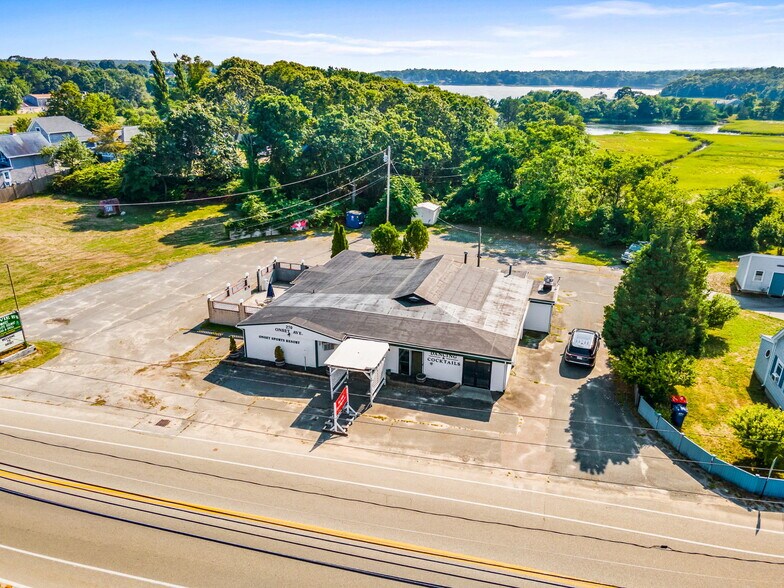 More Photos Of 270 Onset Ave, East Wareham Restaurant For Sale