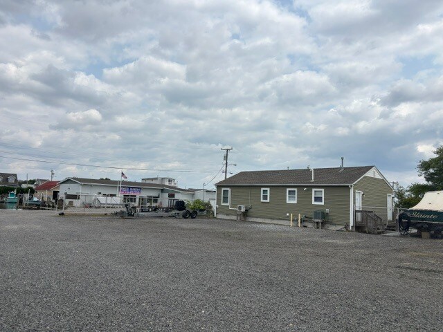 More Photos Of 101 Baltic Ave, Waretown Marina For Sale