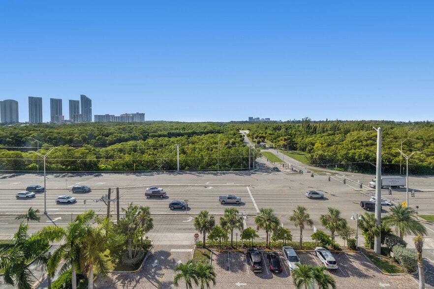 More Photos Of 3363 NE 163rd St, North Miami Beach Medical For Sale
