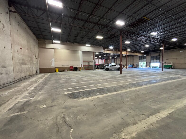 More Photos Of 11105-11119 Landmark 35 Dr, San Antonio Warehouse For Lease