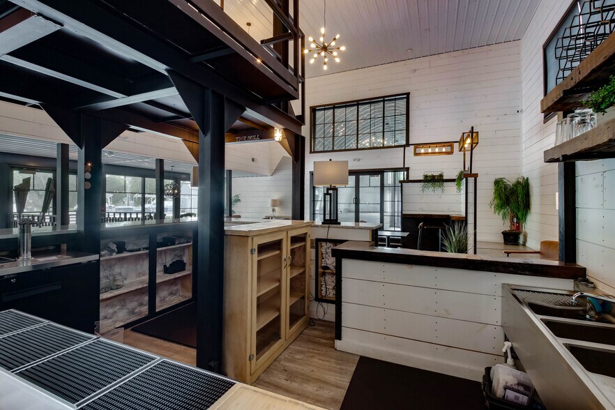 More Photos Of 646 Banks St, Chetek Specialty For Sale