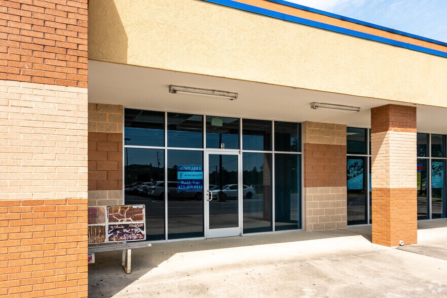 More Photos Of 1512 Red Bud Rd, Calhoun General Retail For Lease