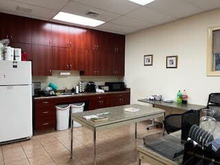 More Photos Of 718 S State St, Clarks Summit Office For Lease