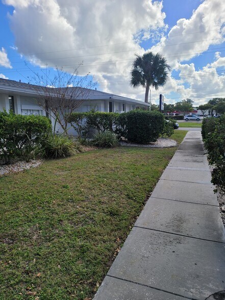 More Photos Of 1601 Rickenbacker Dr, Sun City Center Medical For Lease