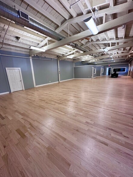 More Photos Of 430 Nepperhan Ave, Yonkers Warehouse For Sale