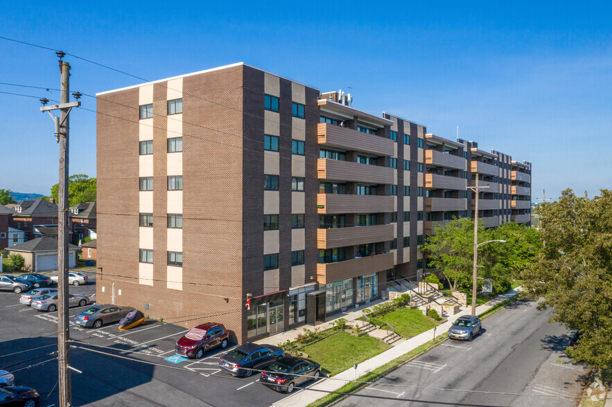 More Photos Of 2040 Lehigh St, Easton Apartments For Lease