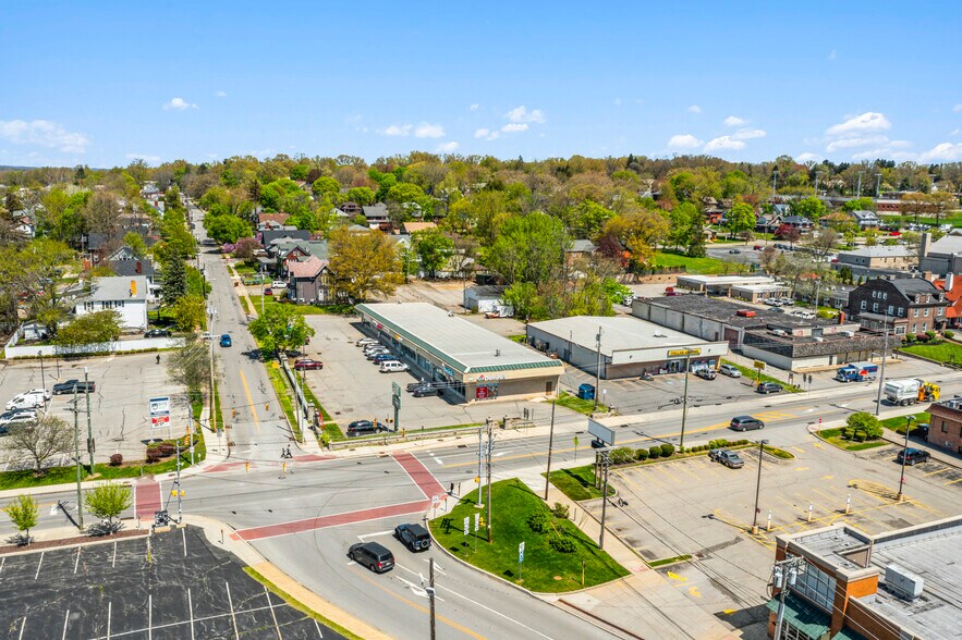 More Photos Of 869 E State St, Sharon Storefront For Lease