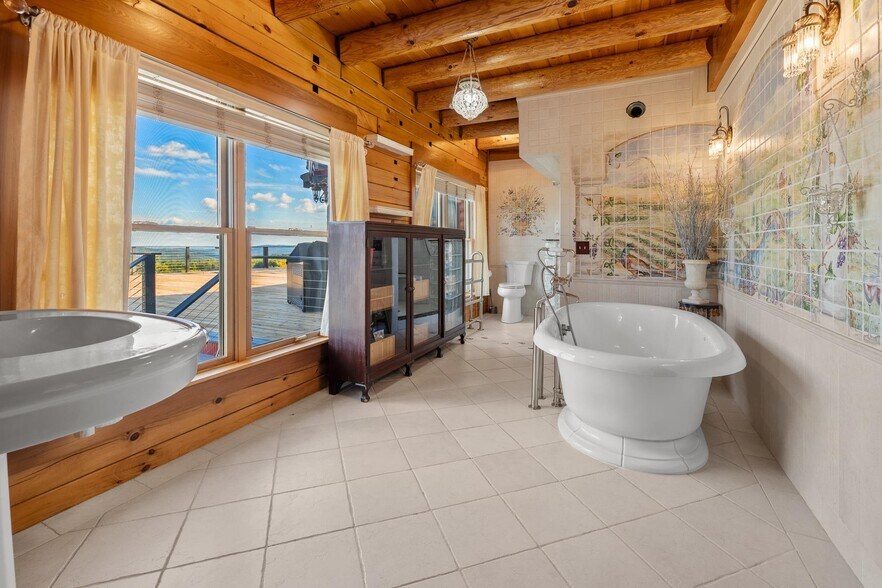 More Photos Of 1950 Collins Rd, Halifax Winery Vineyard For Sale