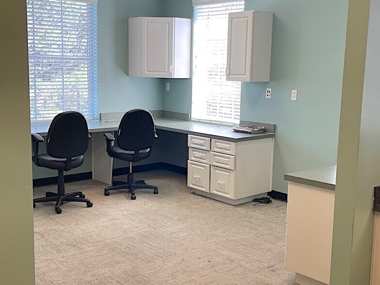 More Photos Of 910 Williston Park Pt, Lake Mary Medical For Sale