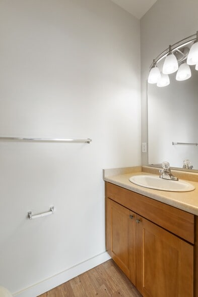 More Photos Of 668 S King St, Seattle Apartments For Lease