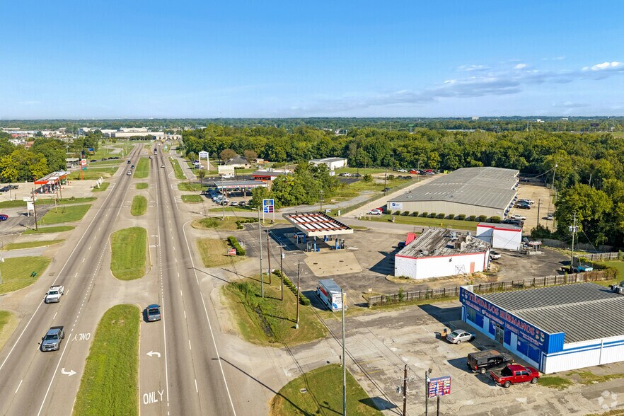 More Photos Of 4922-4932 Catherine Dr, Montgomery Warehouse For Lease