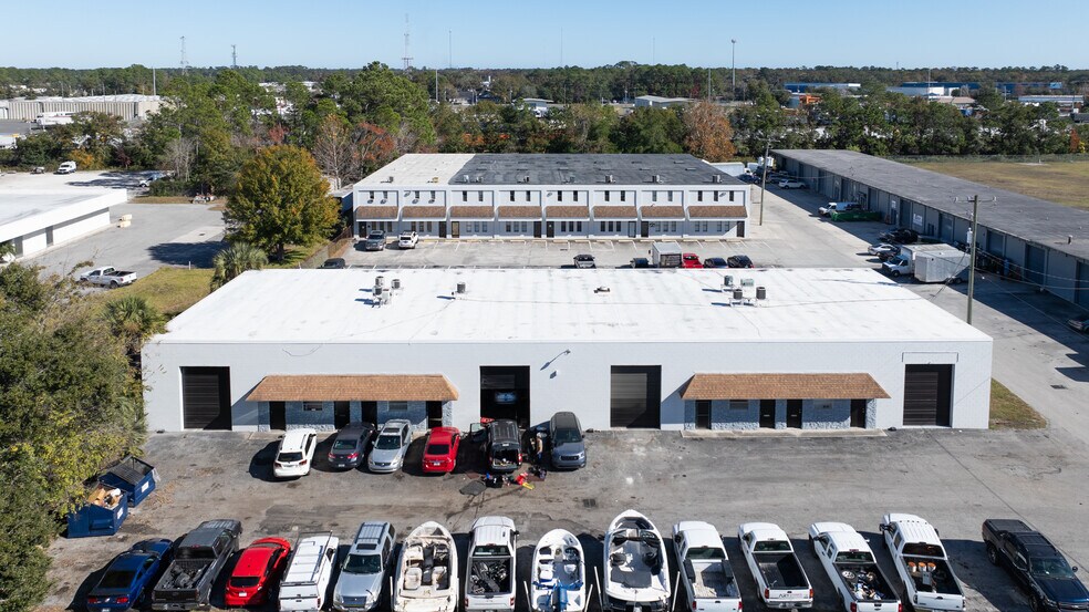 More Photos Of 6593 Powers Ave, Jacksonville Warehouse For Lease