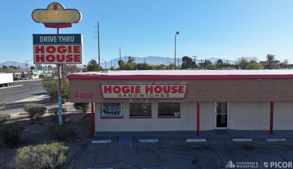 More Photos Of 5810 E 22nd St, Tucson Fast Food For Sale