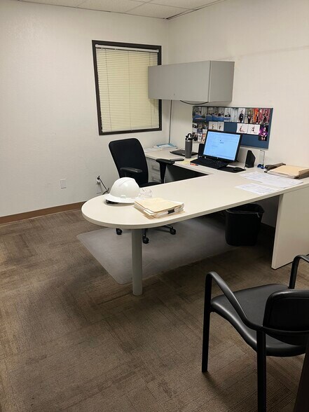 More Photos Of 5400 SW 33rd St, Oklahoma City Warehouse For Lease