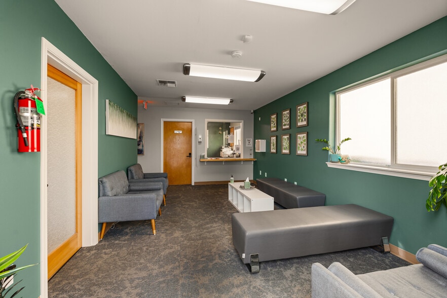 More Photos Of 6110 N Lombard St, Portland Medical For Lease