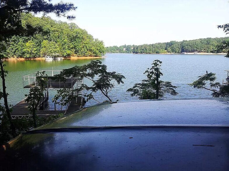 More Photos Of 2123 Pine Tree Cir, Gainesville Assisted Living For Sale