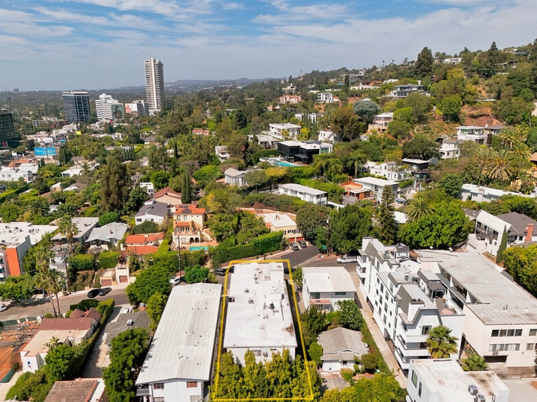 More Photos Of 1214 N Clark St, West Hollywood Apartments For Sale