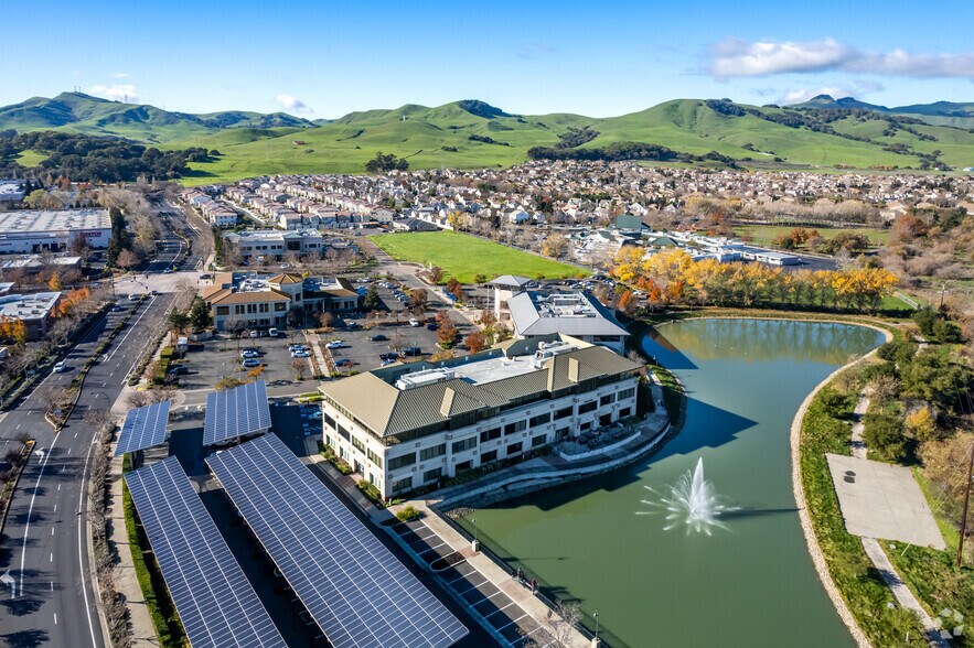 More Photos Of 5030 Business Center Dr, Fairfield Medical For Lease