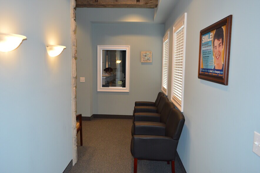 More Photos Of 66 N Main St, Sellersville Medical For Lease
