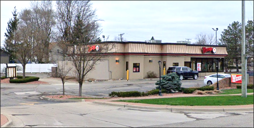 More Photos Of 440 S Lafayette St, South Lyon Fast Food For Sale