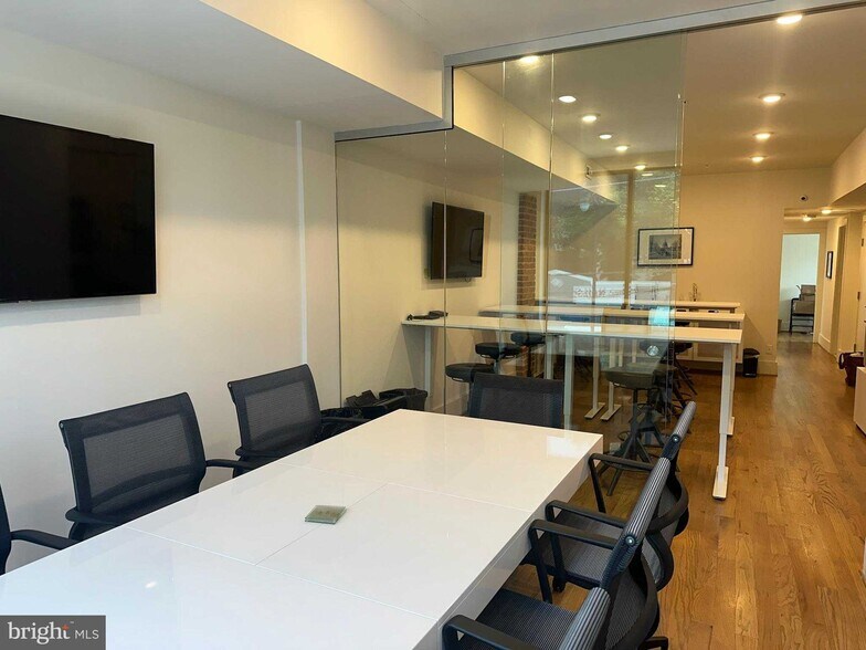 More Photos Of 843 Upshur St NW, Washington Storefront Retail Office For Lease