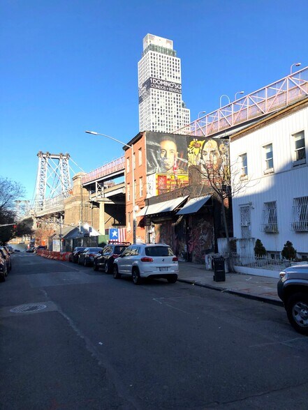More Photos Of 67 S 6th St, Brooklyn General Retail For Sale