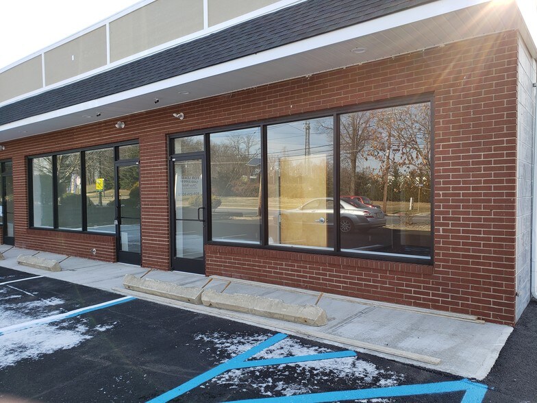 More Photos Of 1631 S Olden Ave, Hamilton Medical For Sale