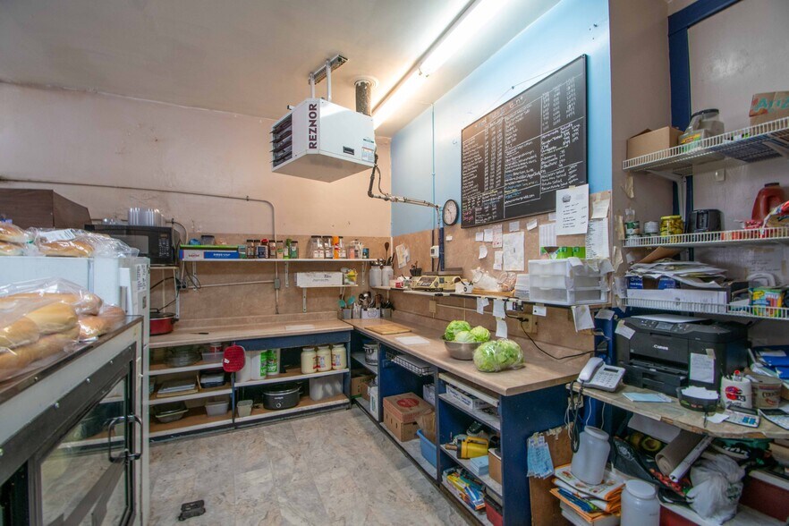 More Photos Of 301 E North St, Geneva Apartments For Sale