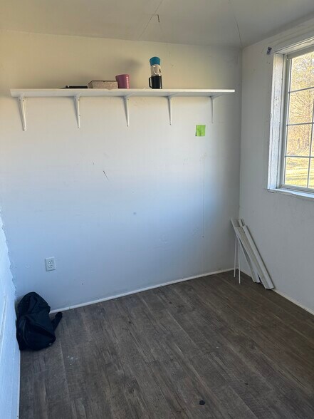 More Photos Of 579 Botetourt Rd, Fincastle Apartments For Sale