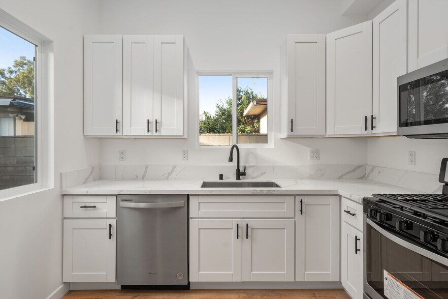 More Photos Of 4161 Clairemont Mesa Blvd, San Diego Apartments For Sale