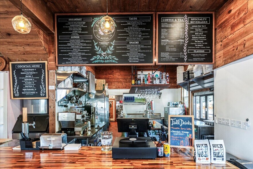 More Photos Of 217 W Hopkins St, San Marcos Restaurant For Sale