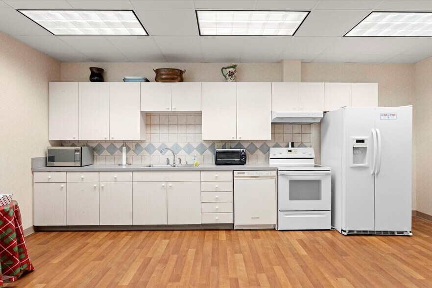 More Photos Of 1146 N New Hope Rd, Gastonia Medical For Sale