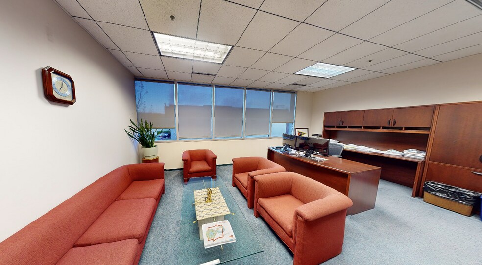 More Photos Of 15400 NE 90th St, Redmond Office For Lease