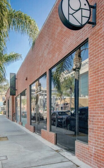 More Photos Of 1538-1540 N Cahuenga Blvd, Los Angeles Storefront For Lease