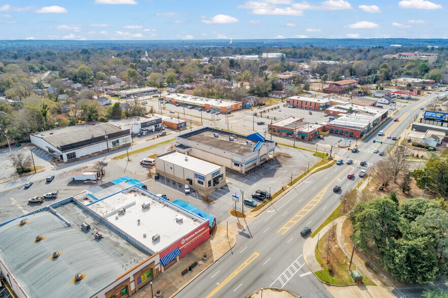 More Photos Of 2300 Wynnton Rd, Columbus Drugstore For Lease