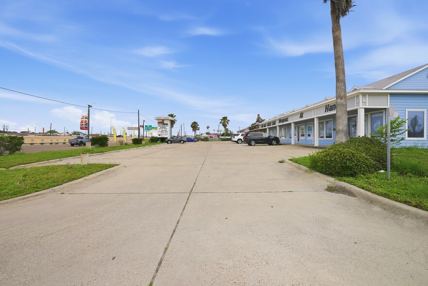 More Photos Of 9929 S Padre Island Dr, Corpus Christi Storefront For Sale